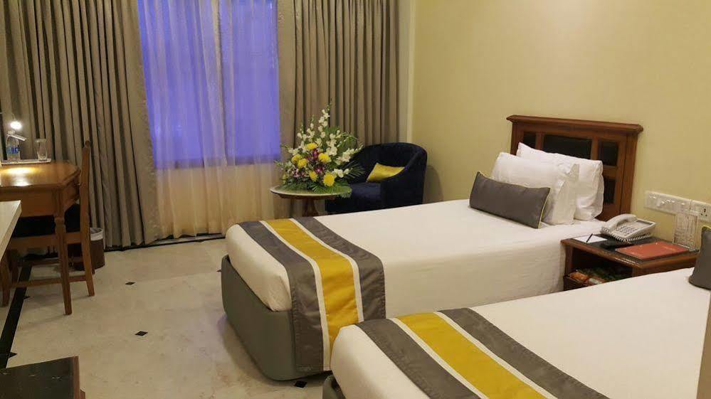รีเจนซี กัณจีปุรัม บาย จีอาร์ที โฮเต็ล Hotel กาญจีปุรัม ภายนอก รูปภาพ
